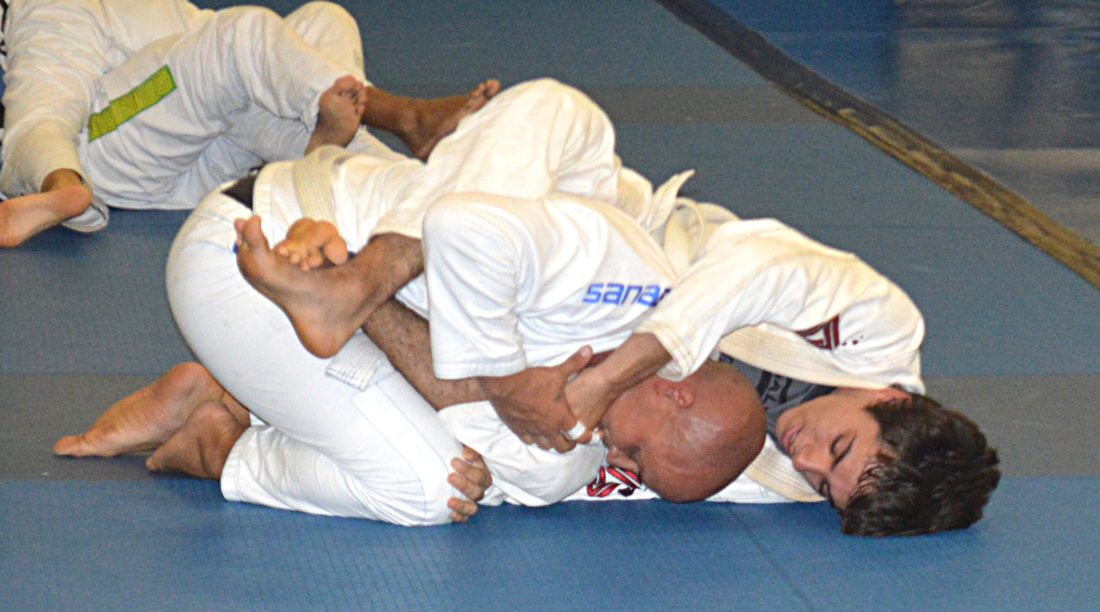 With sessions geared to white belts, Maui Jiu Jitsu Academy seeks to